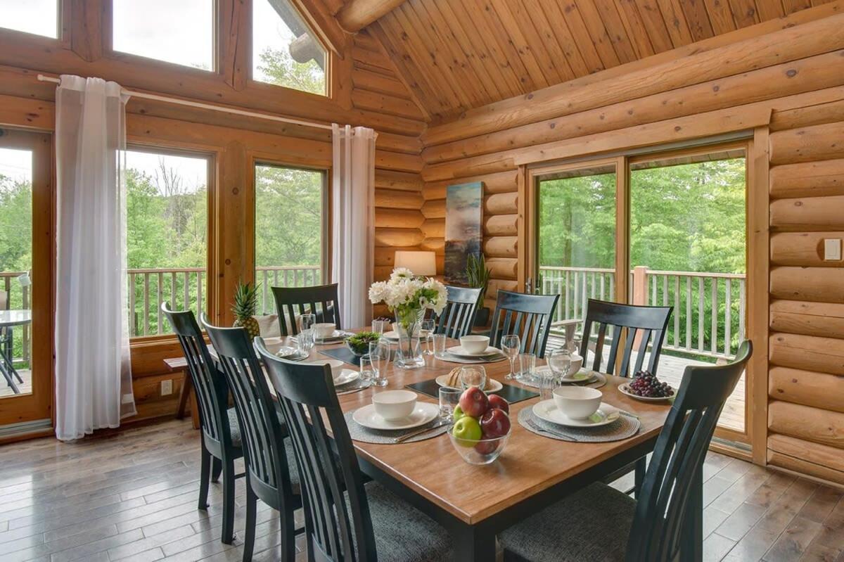 Chic Familiale, Relaxant Avec Spa En Montagnes Labelle Exterior foto