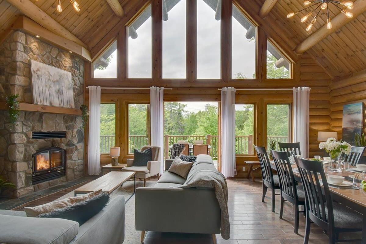 Chic Familiale, Relaxant Avec Spa En Montagnes Labelle Exterior foto